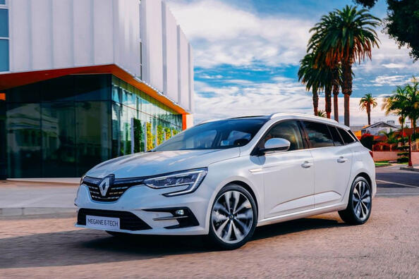 Renault Megane Estate: обновленный универсал для активной жизни фото 1