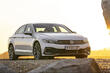 Volkswagen Passat GTE: обзор гибридного седана фото 1
