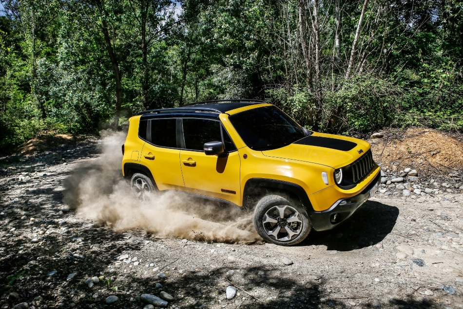 Обзор фейслифтинговой версии кроссовера Jeep Renegade