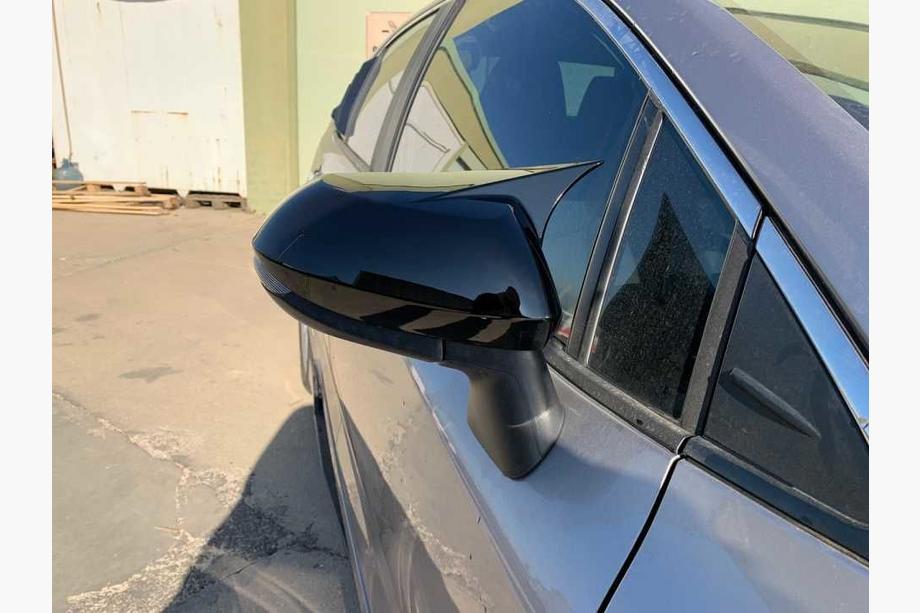 Toyota Corolla 2019- гг. Накладки на Зеркала BMW-Style (2 шт) Фото 1