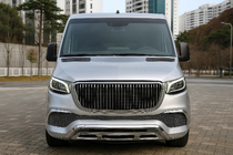 Передний бампер с решеткой (Maybach) фото 1