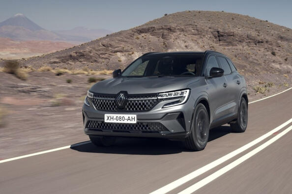 Renault Austral: обзор французского кроссовера фото 3