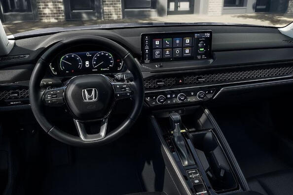 Обзор седана Honda Accord одиннадцатого поколения фото 5