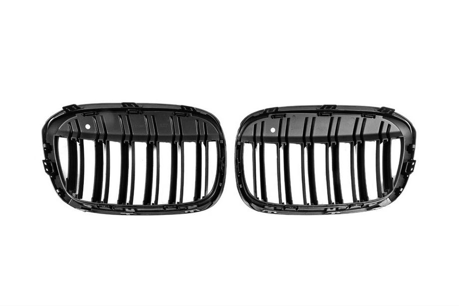 BMW X1 F48 2015-2022 гг. Решетки M-Look (2015-2019, Черный Мат) Фото 5