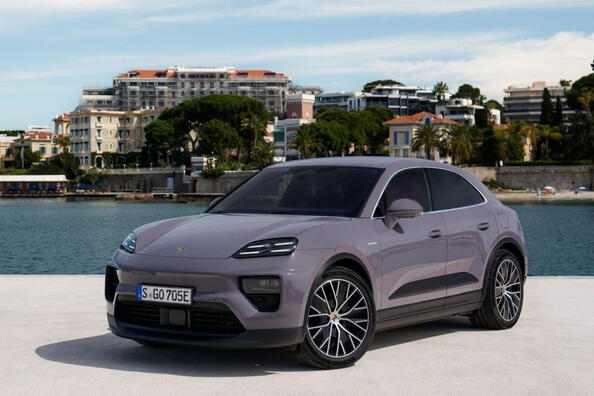 Porsche Macan Electric 2024: новое поколение кроссовера фото 2