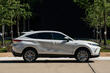 Обзор Toyota Venza: современный гибридный кроссовер фото 3