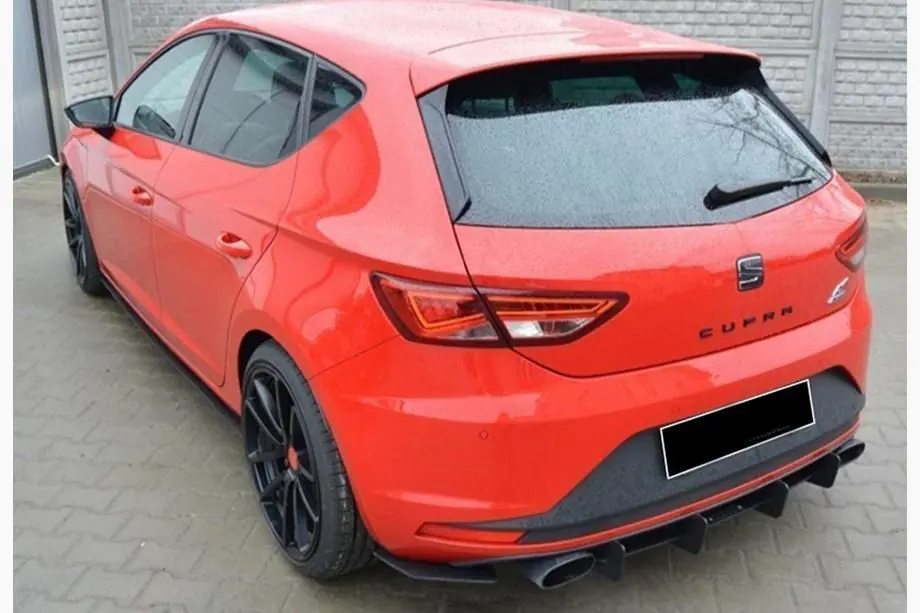Seat Leon 2013-2020 гг. Задний Диффузор DPT V-6 (2013-2016, Черный Глянец) Фото 2