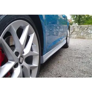 Боковые пороги DPT V-1 (грунтованные под покраску) Seat Leon 2013-2020 гг. фото 4