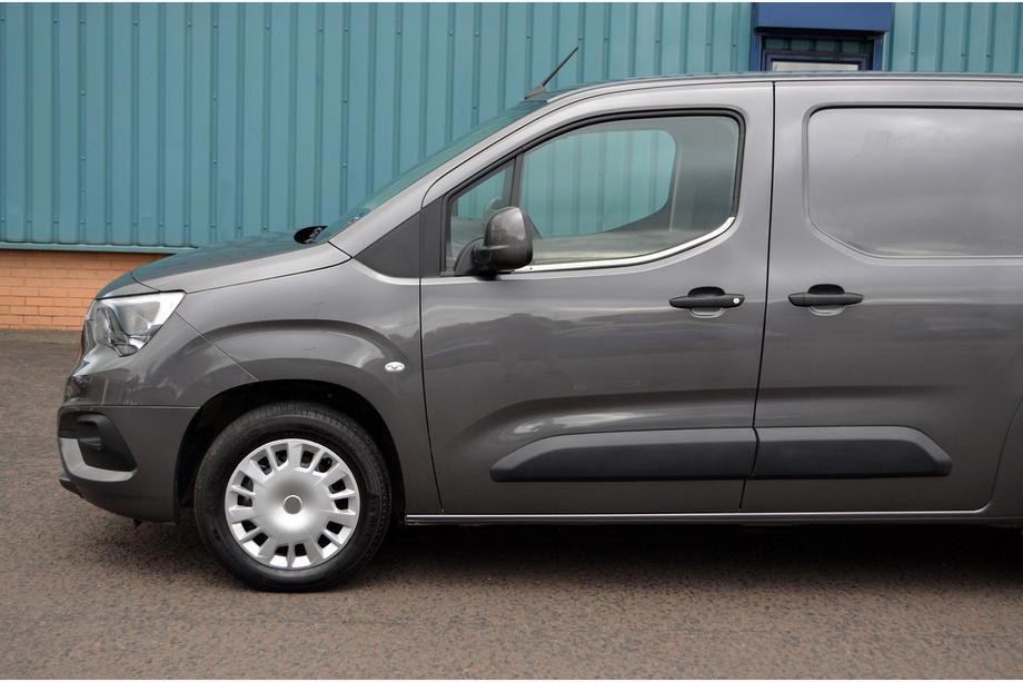 Toyota Proace City 2016- гг. Окантовка окон Omsa Line (2 шт, нержавейка) Фото 6