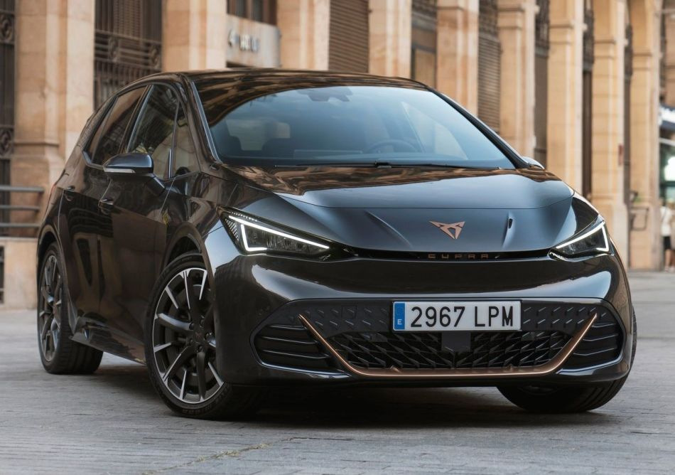 Обзор Cupra Born: характеристики, комплектации и дизайн