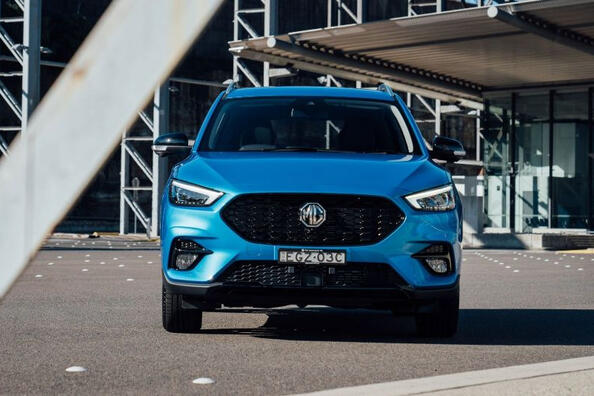 Обзор кроссовера MG ZS: обновленная модификация