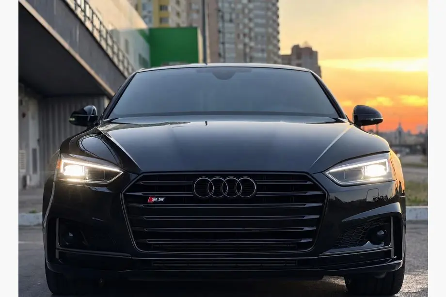Audi A5 2016-2025 гг. Передняя решетка радиатора S-Style (2016-2019, черная) Image