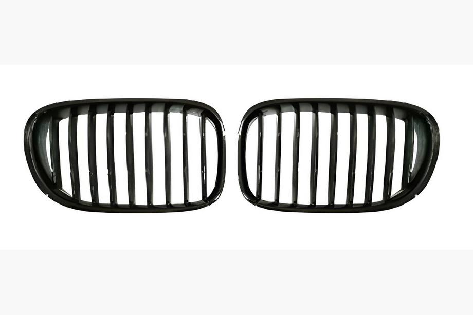 BMW 7 серия F01/F02 2008-2015 гг. Решетка Ноздри 1 Полоса (Черный Глянец) Фото 2