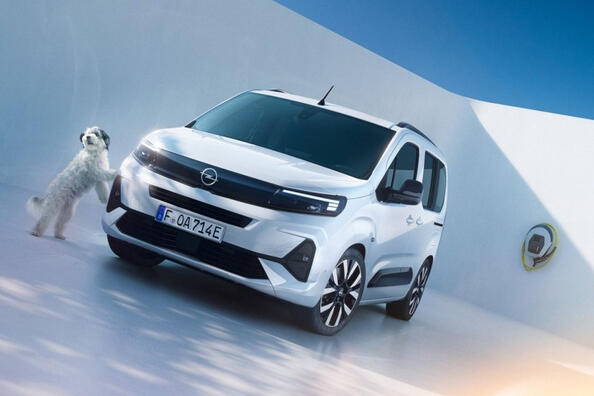 Обзор Opel Combo Electric: компактный и практичный электроминивэн фото 3