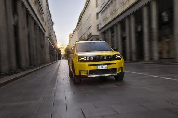 Обзор компактного городского электромобиля Fiat Grande Panda Electric