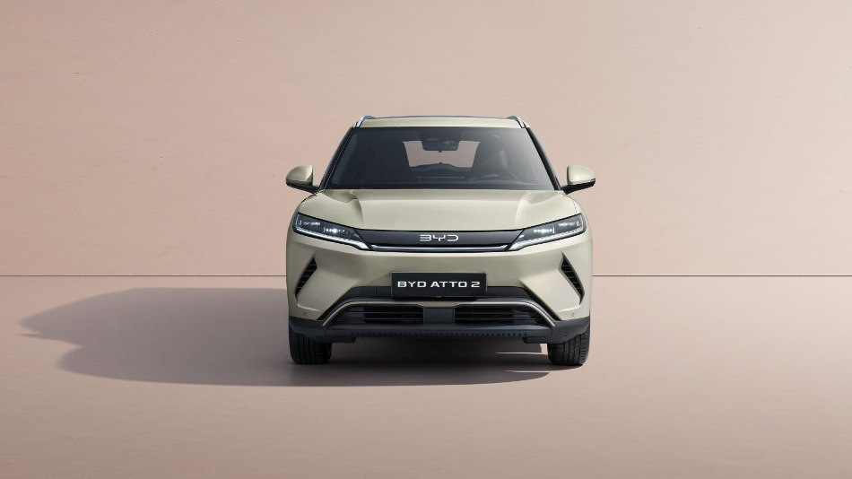 BYD Atto 2: обзор нового электрокроссовера