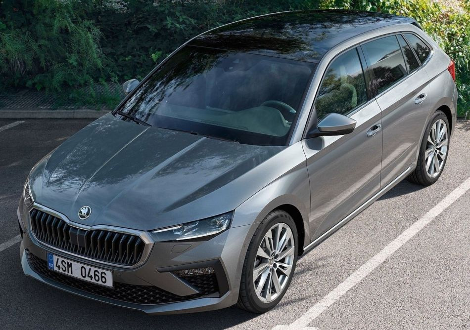 Обзор хэтчбека Skoda Scala: фейслифтинг первого поколения