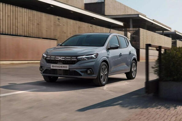 Dacia Sandero: обзор компактного хэтчбека