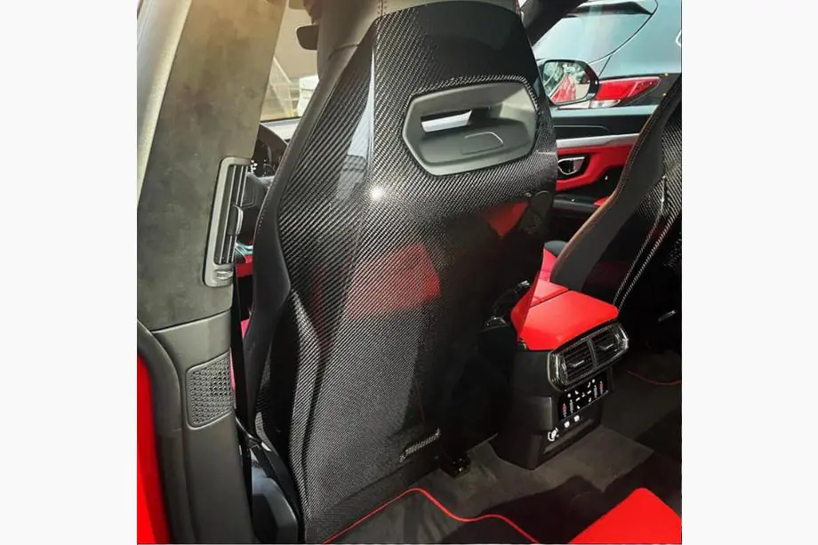 Lamborghini Urus 2018- гг. Чехлы на сиденья (Карбон) Фото 4