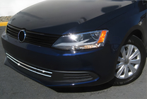 Volkswagen Jetta 2011-2018 гг. Накладки на решетку бампера 2011-2014 (2 шт., нержавейка) фото 1