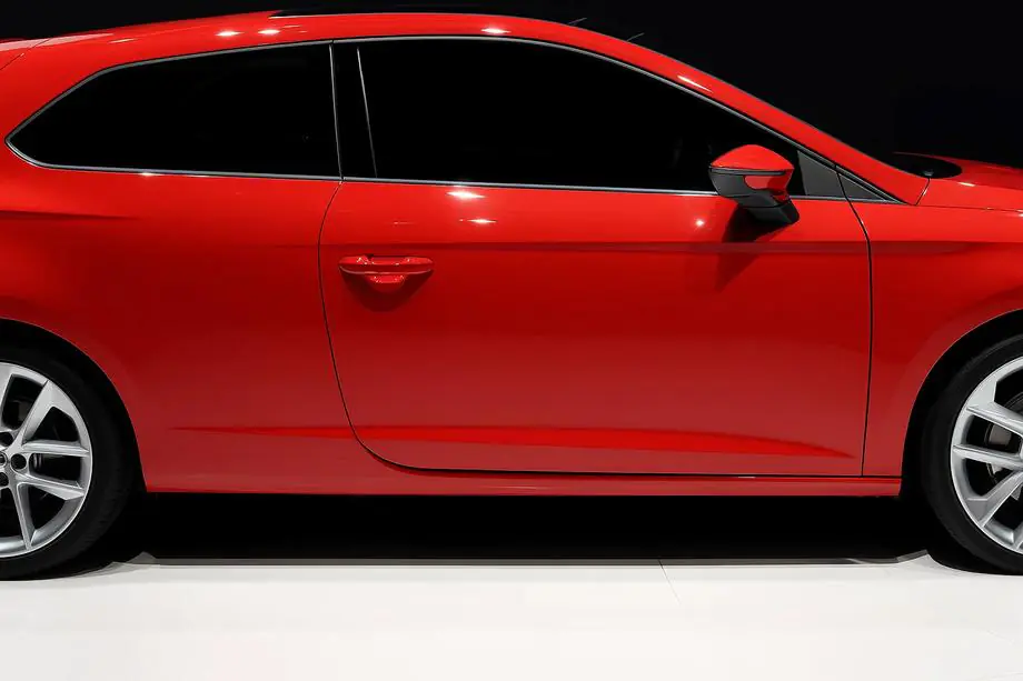 Seat Leon 2013-2020 гг. Молдинги боковых стекол нержавейка (3-дверный, 6 шт.) Image