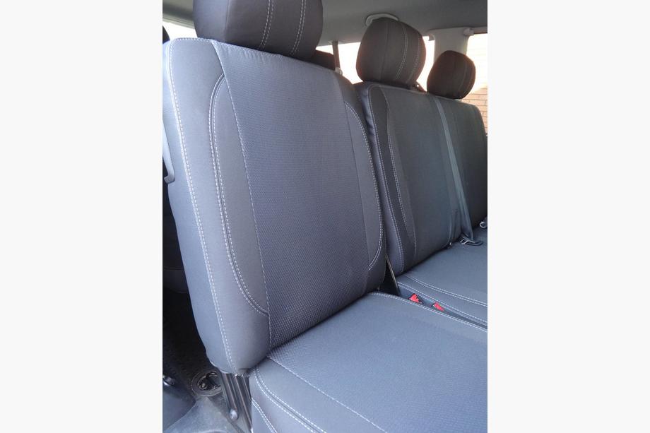Volkswagen T5 Transporter 2003-2010 гг. Авточехлы (Эко-кожа↗Ткань, Premium) Полный салон ↗ Передние сиденья (1↗1) Фото 6