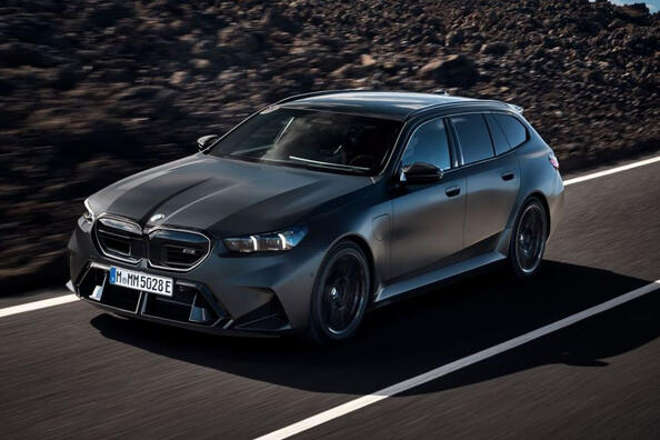 Обзор спортивного универсала BMW M5 Touring 2024 года фото 3