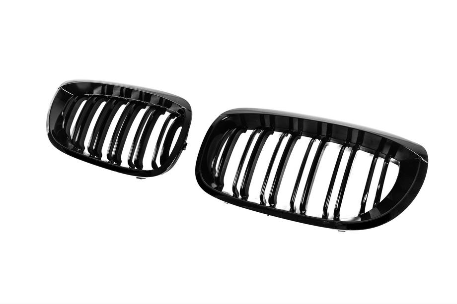 BMW 3 серия E46 1998-2006 гг. Ноздри M-Look DPT (для Coupe 2003-2006, Черный Глянец) Фото 4