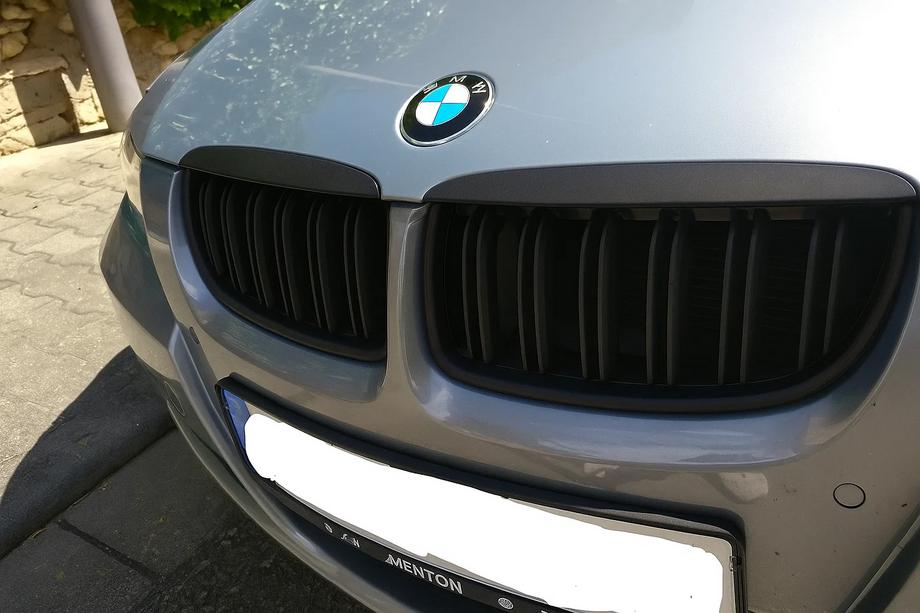 BMW 3 серия E90/E91 2005-2011 гг. Решетки радиатора M-Look (для E-90/91 2005-2008, Черный Матовый) Фото 1