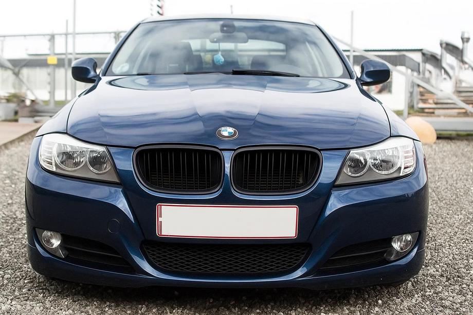 BMW 3 серия E90/E91 2005-2011 гг. Решетки радиатора M-Look (для E-90/91 2008-2011, Черный Матовый) Image