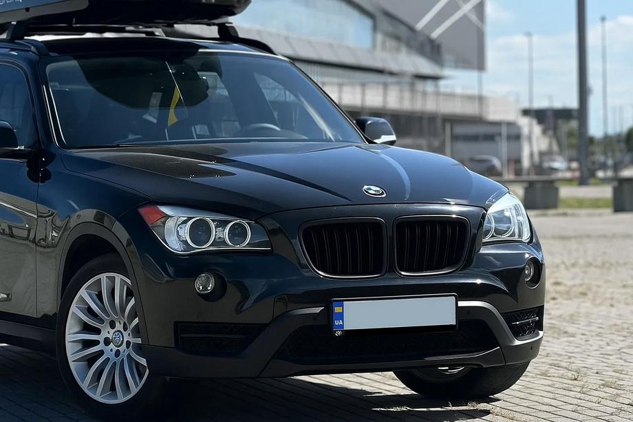 BMW X1 E84 2009-2015 гг. Ноздри M-Look (черный матовый) Image