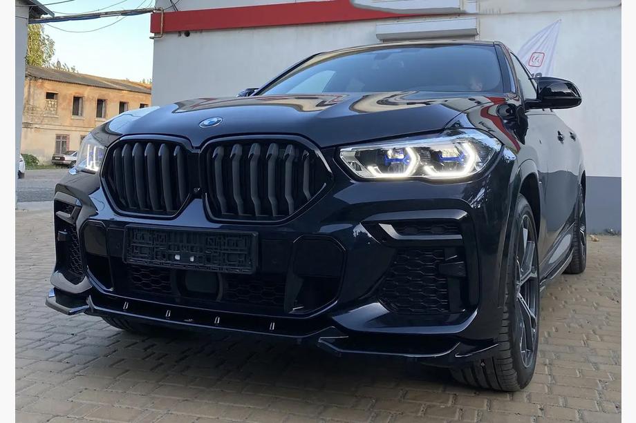 BMW X6 G06 2019–2027 гг. Ноздри 1 Полоса (2019-2022, Черный Глянец) Фото 8