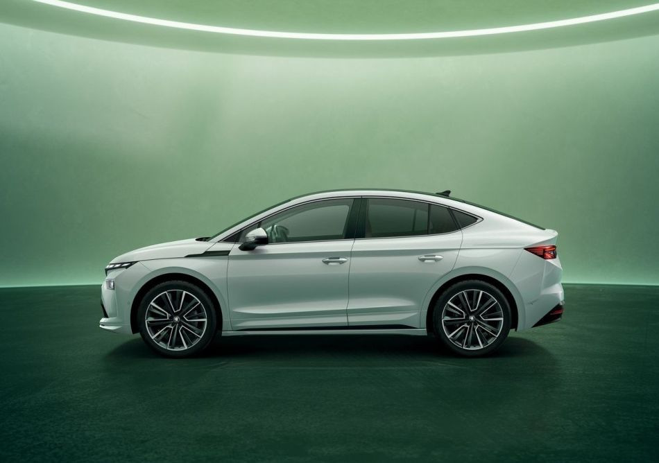 Обзор Skoda Enyaq Coupe: фейслифтинг 2025 года