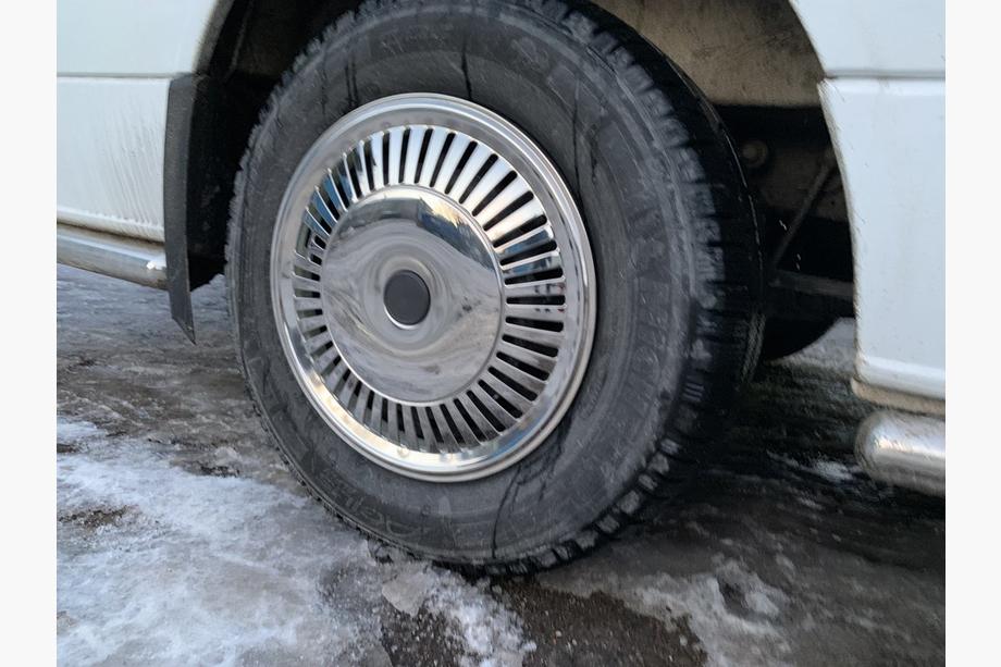 Volkswagen Crafter 2006-2016 гг. Колпаки из нержавейки Звезда (1-катковые, комплект 4 шт) Фото 3