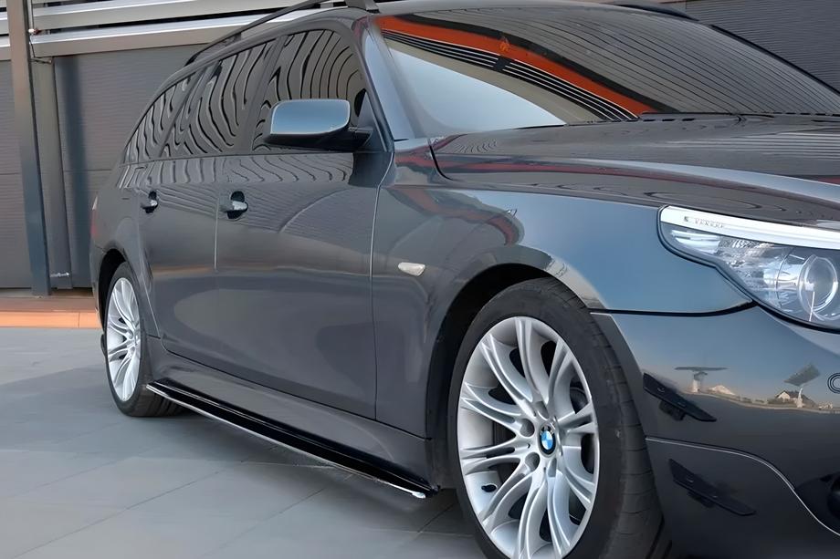 BMW 5 серия E60/E61 2003-2010 гг. Боковые Пороги DPT (Черный Глянец) Image