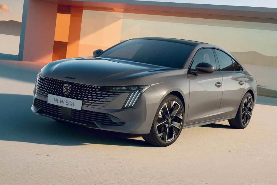 Обзор Peugeot 508: Фейслифтинг лифтбека