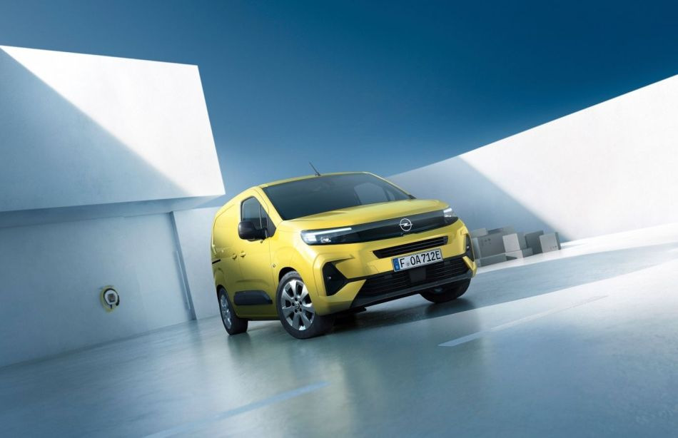 Обзор электрического фургона Opel Combo Cargo Electric