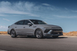 Обзор седана Hyundai Sonata: фейслифтинговая версия фото 2