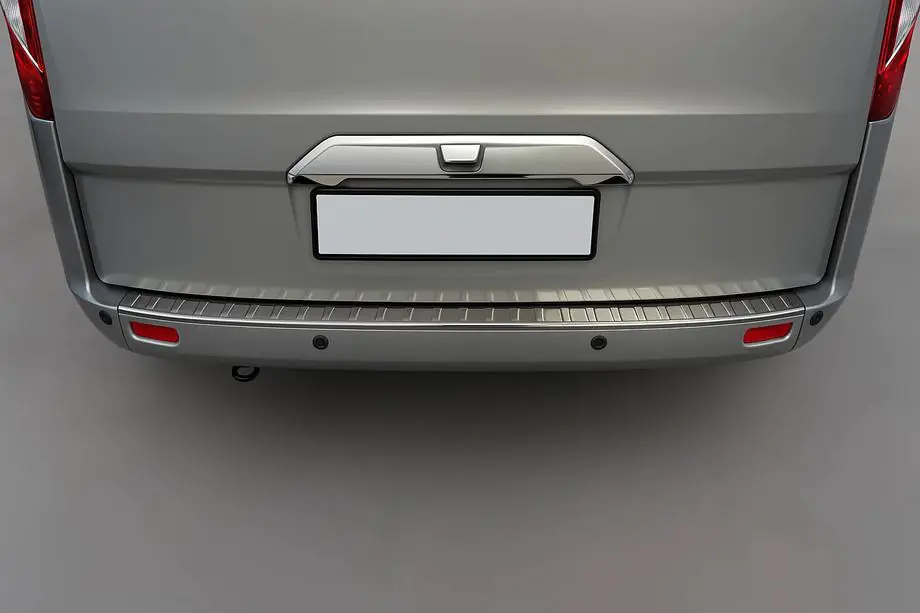 Ford Custom 2013-2022 гг. Хромированная накладка над номером (под камеру, нержавейка) Фото 1