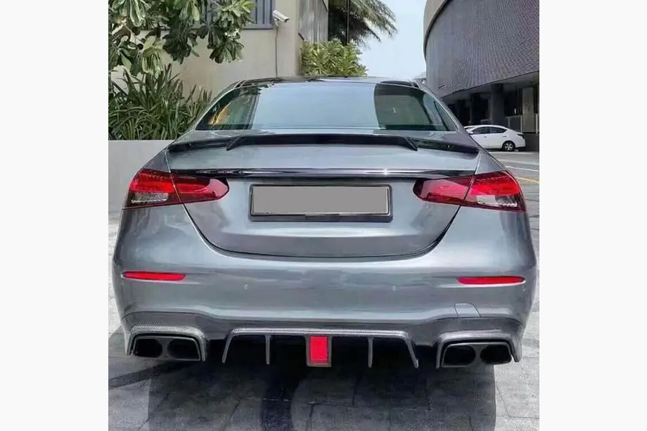 Mercedes E-сlass W213 2016-2023 гг. Спойлер V7 (Карбон) Image