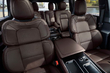 Обзор Lincoln Aviator 2025: Обновленный взгляд на роскошь фото 6