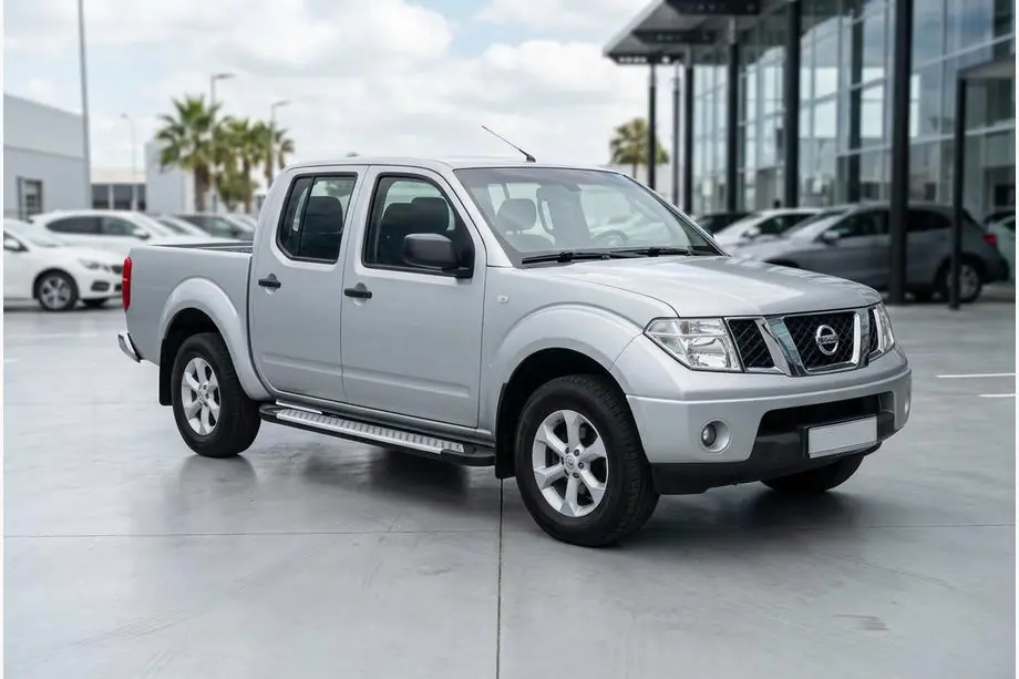 Nissan Navara 2006-2015 гг. Боковые Подножки Тип X5 (2 шт., Алюминий) Image