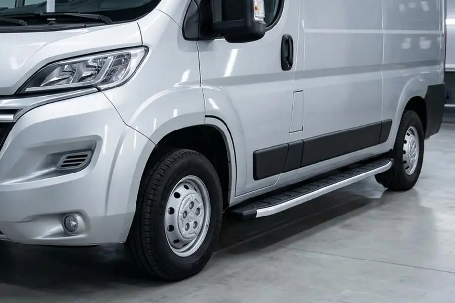 Peugeot Boxer 2006-2025 гг. Боковые пороги Fullmond (2 шт., алюминий) Image