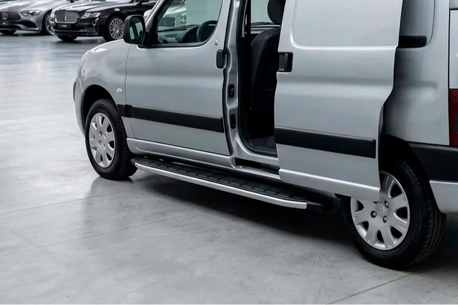 Peugeot Partner 1996-2008 гг. Боковые Подножки Fullmond (2 шт, алюминий) Image
