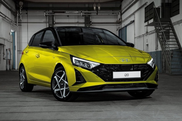 Новый вид Hyundai i20: обзор рестайлинговой модели фото 2