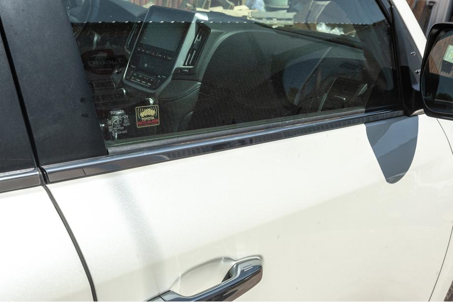 Toyota Land Cruiser 200 2007-2021 гг. Молдинги на стекла (6 шт, нержавейка) Carmos - Турецкая Нержавеющая Сталь Фото 17