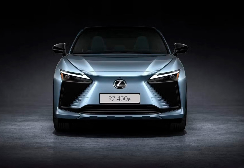 Обзор Lexus RZ 450e: Премиальный электрокроссовер нового поколения