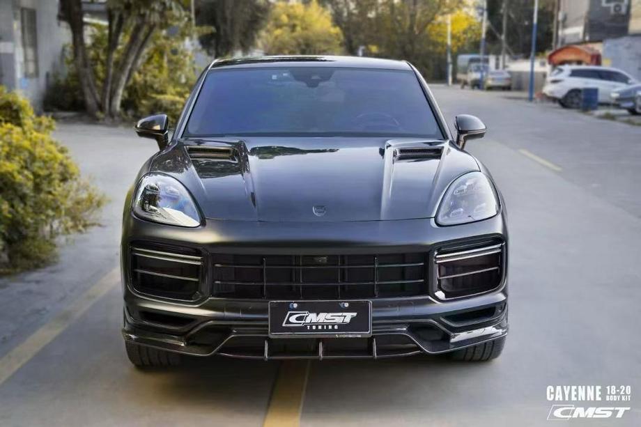 Porsche Cayenne 2018- гг. Комплект обвеса cmst-Style Carbon (для Coupe 2019-2022) Фото 3