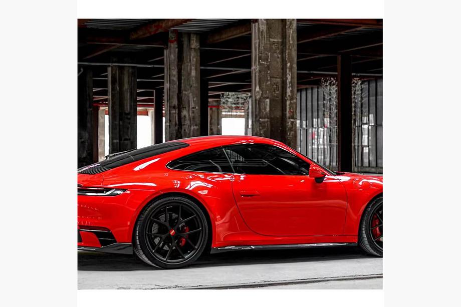 Porsche 911 (992) 2018– гг. Боковые Пороги V2 (Карбон) Фото 5