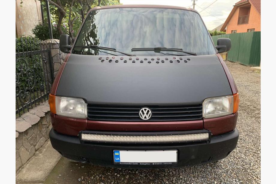 Volkswagen T4 Transporter 1990-2003 гг. Чехол капота на прямой капот (кожзаменитель) Image